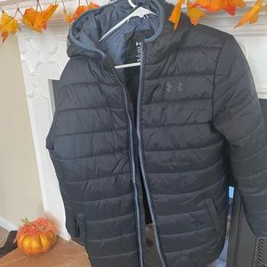 Under Armour puff jacket size youth xl
